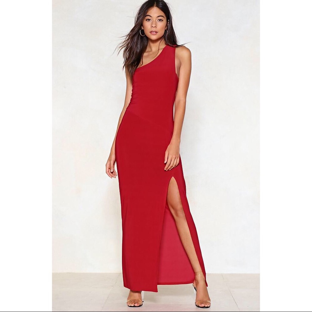 “The Perfect Slit Maxi Dress”